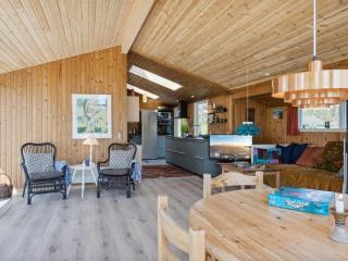 Holiday Home Elara - 475m from the sea by Interhome - Løkken - 1