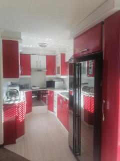 Rose-Lee Cottage - 2