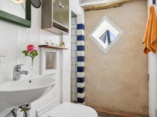 Apartment Wenche - 1-5km from the sea by Interhome - 5