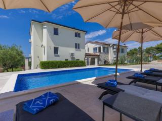 Holiday Home Villa Camellia by Interhome - Trget - 0