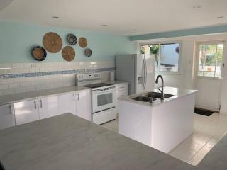 BidaBreezes Villa Great Location - Palm-Eagle Beach - 2