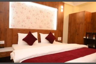 HOTEL DAISY - Guwahati - 3