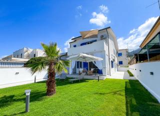 Villa Marisa - Villa di Lusso Fronte Spiaggia - Cittadella del Capo - 0
