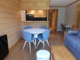 Bel appartement 2 pièces à Méribel, terrasse, proche pistes, 5 pers, WiFi - FR-1-411-613 - Les Allues - 3