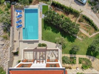 Vila Aria vista - Petrovac na Moru - 1