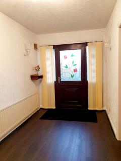 Chimes-Company & Family Stay, 2 Bedroom House + Free parking - Tamworth - 0