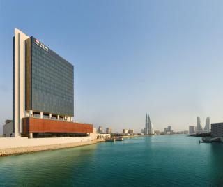 Hilton Garden Inn Bahrain Bay - 0