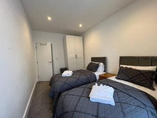 Star London Bell Lane 3-Bed Oasis with Garden - Hendon - 2