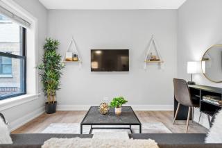 1-bedroom Chic Apartment with Laundry - Brompton 55-60 rep - Chicago - 8