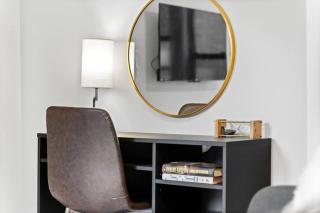 1-bedroom Chic Apartment with Laundry - Brompton 55-60 rep - Chicago - 4