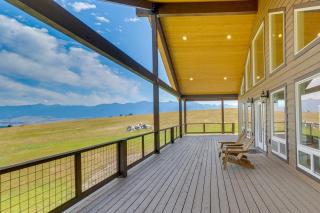 Mountain and Lake View Rexford Estate on 28 Acres! - Rexford - 0