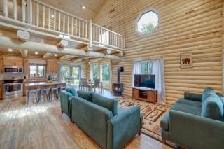 Private Riverside Cabin, Golf Across the Street - Lorenzo - 0