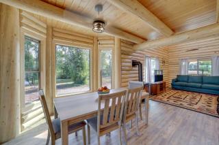 Private Riverside Cabin, Golf Across the Street - Lorenzo - 4