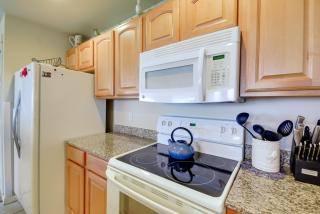Walk to Beach Panoramic Splendor Westport Condo - Westport - 1