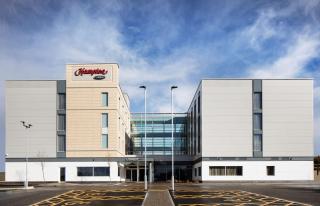 Hampton By Hilton Bristol Airport - Redhill - 9