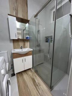 Cozy Corner Apartment - Gjakove - 1
