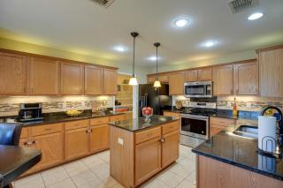 Near SeaWorld! Modern Family Home with Pool Access - San Antonio - 1