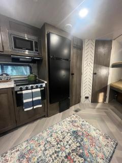 Your Personal 'Glamp' Site! AC - BBQ - Fast WiFi - De Land - 3