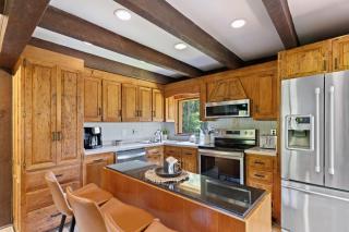 Banner Barn - 3