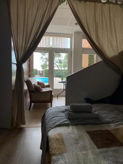 Viktória ~Vízparti ~ Medencés ~ Apartman - Siófok - 5