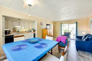 Sunny Florida Condo 4 Mi to Gulf Islands Seashore - Fort Walton Beach - 2