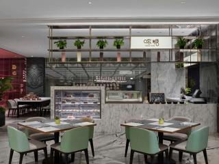 Hilton Shanghai Hongqiao - 1