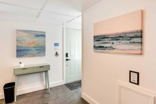 Block to Ocean Beachside Bungalow in Galveston! - Galveston - 7