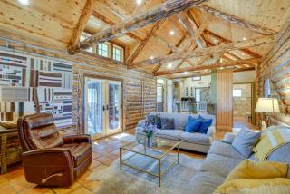 Luxe Log Cabin ~ 15 Mi to Downtown Moab! - 4