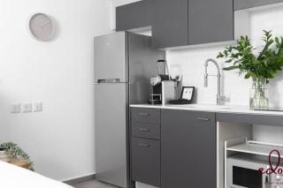 דירה מהממת 50 מטר מהחוף- By Edomlux - 4