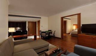 Hilton Bangalore Embassy GolfLinks - Bangalore - 8