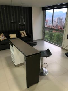 ApartaSuite Cerca al CC El Tesoro - Medellín - 7