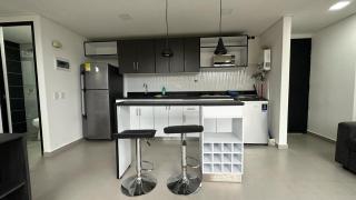 ApartaSuite Cerca al CC El Tesoro - Medellín - 4