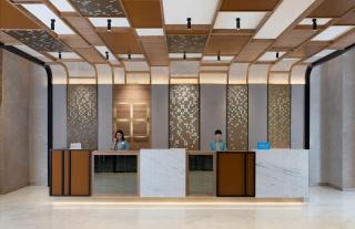 Hilton Garden Inn Jakarta Taman Palem - Jakarta - 3