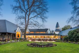Chateau On The Park - Christchurch, A Doubletree By Hilton - Christchurch - 3