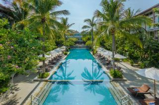 Hilton Garden Inn Bali Ngurah Rai Airport - Kuta - 1