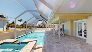 Beach Access Point Just Around the Corner! - Marco Island - 7