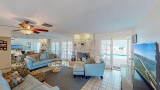House with Beach Access Point Just Around the Corner - 2