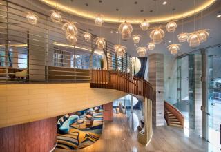 DoubleTree by Hilton Ahmedabad - Ahmedabad - 8
