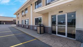 Econo Lodge Portage - Portage - 6