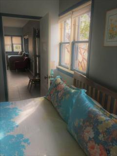 Expansive Ground Floor Pensione. - Clarkdale - 8