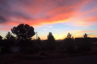 Expansive Ground Floor Pensione. - Clarkdale - 7