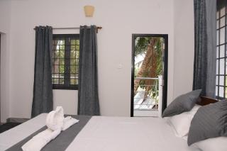 Sizzling Inn Pondy - Pondicherry - 8