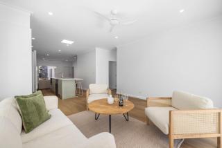 Nan's Place - Woolgoolga - 8