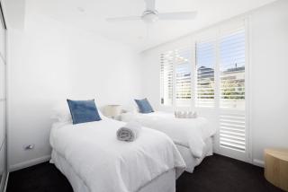 Aura 3 Spectacular Beachside Views - 1