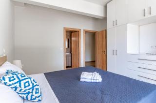 Cozy 2BD Beachfront Escape In The Heart Of Glyfada - Athen - 1