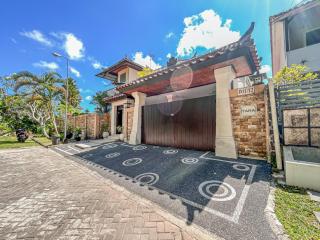 Villa Tentram Jimbaran by Bali Cabin - Jimbaran - 0
