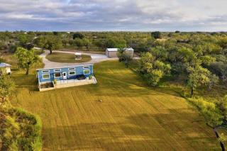 Eagle's Grotto - Quiet 5 Acre Riverside Retreat on Llano River - Llano - 6