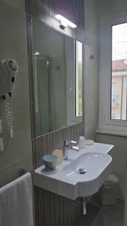 Hotel Bergamo - Rimini - 9