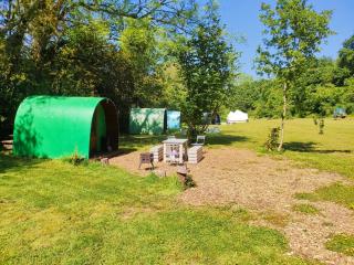 Battle Pods and Bells Glamping - 0