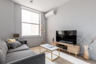 Loop 1BR w Fitness center nr W Loop the L CHI-194 - 8